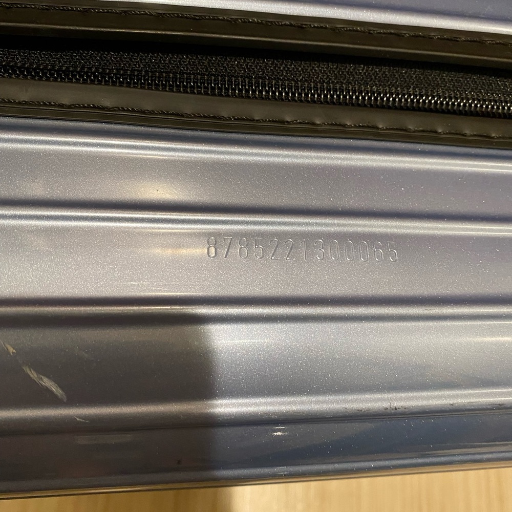 RIMOWA Carry On Luggage - Picture 7 of 14